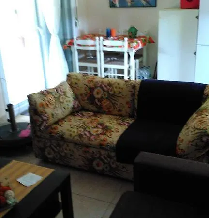 Papulis House Nyaraló *